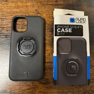 Quad lock iPhone 12 Mini Phone case. WITH water poncho. 50$ new